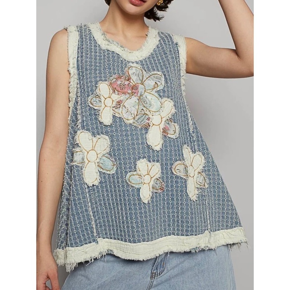 POL Denim Floral Appliqué Tank Top Tunic Blue Frayed Hem Boho Art to Wear S